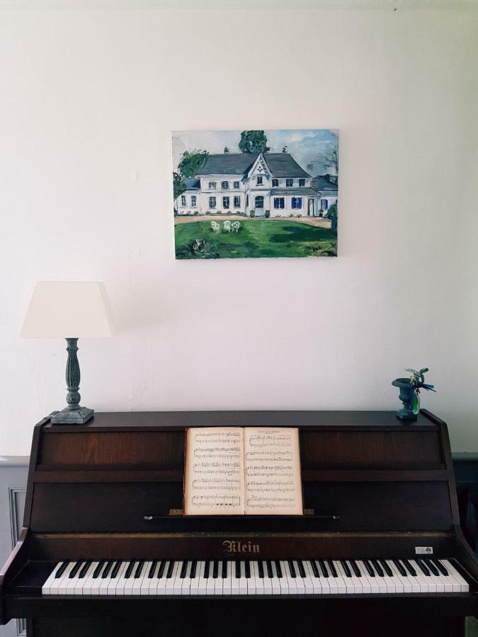 Manoir De L'As De Trefle Bed and Breakfast Isneauville Eksteriør billede