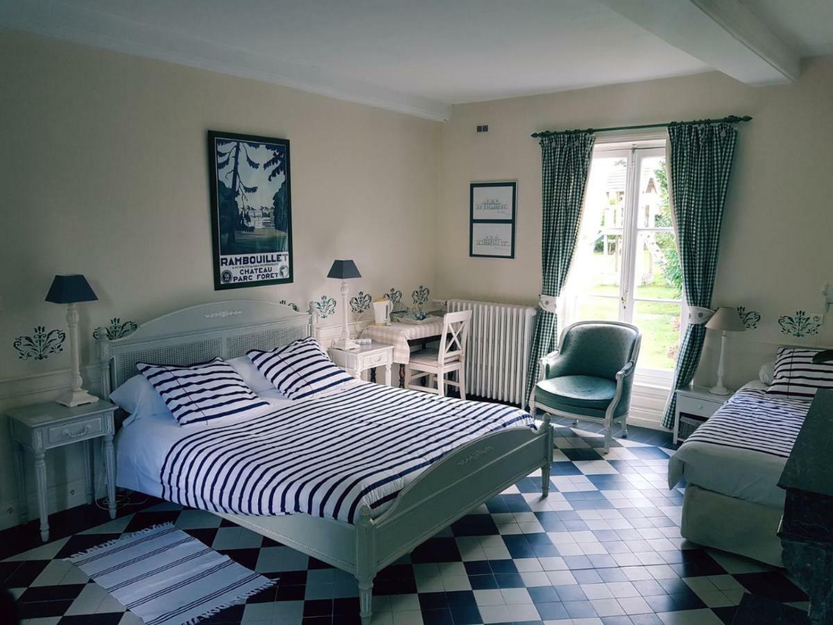 Manoir De L'As De Trefle Bed and Breakfast Isneauville Eksteriør billede